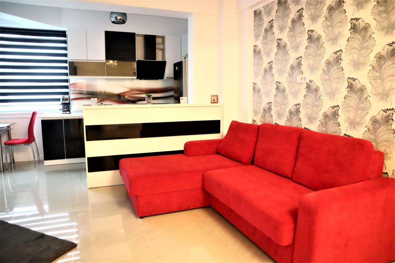 Thomas Luxury Apartment Năvodari Екстериор снимка
